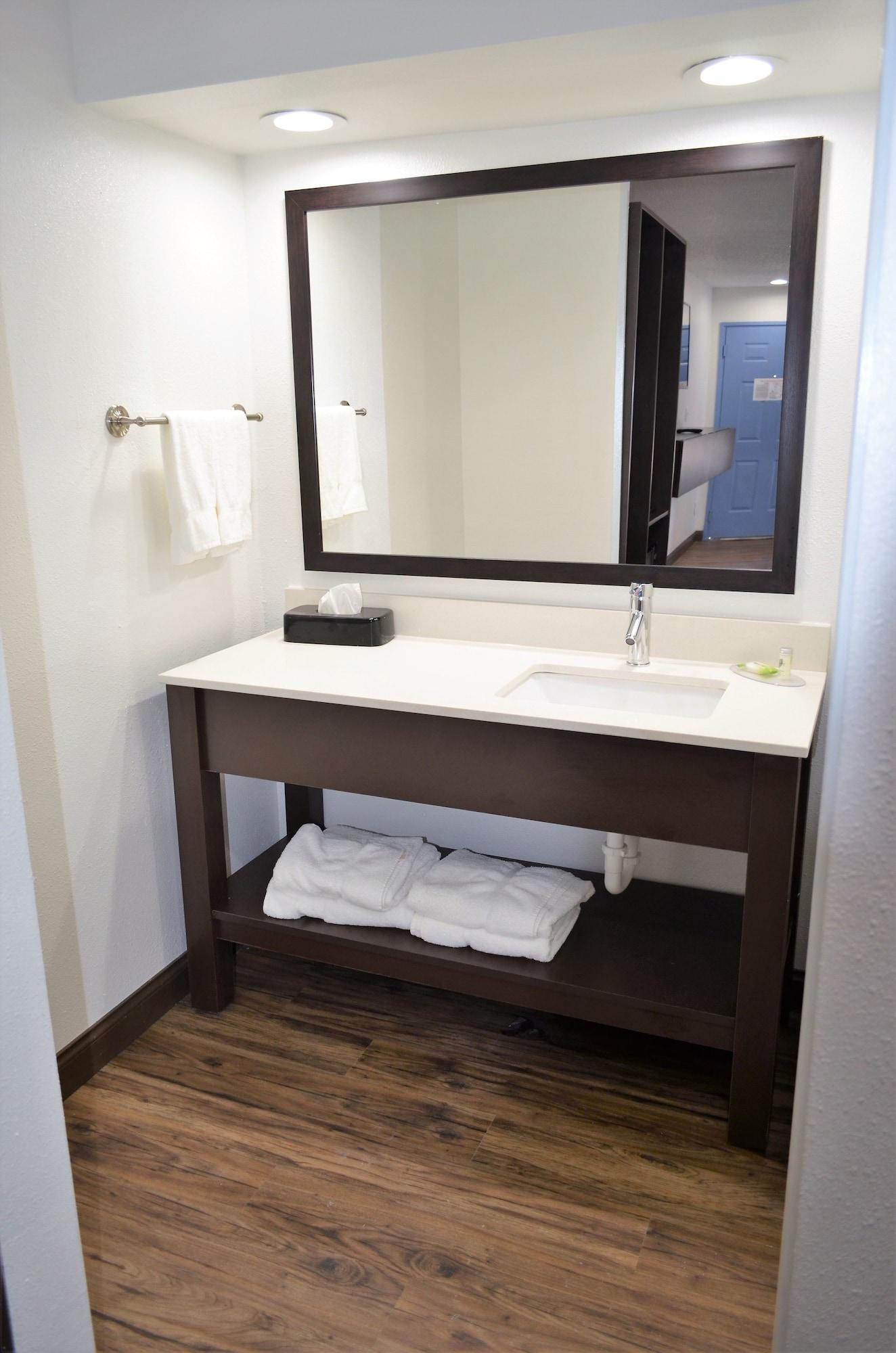 Hotel Athena 2*
